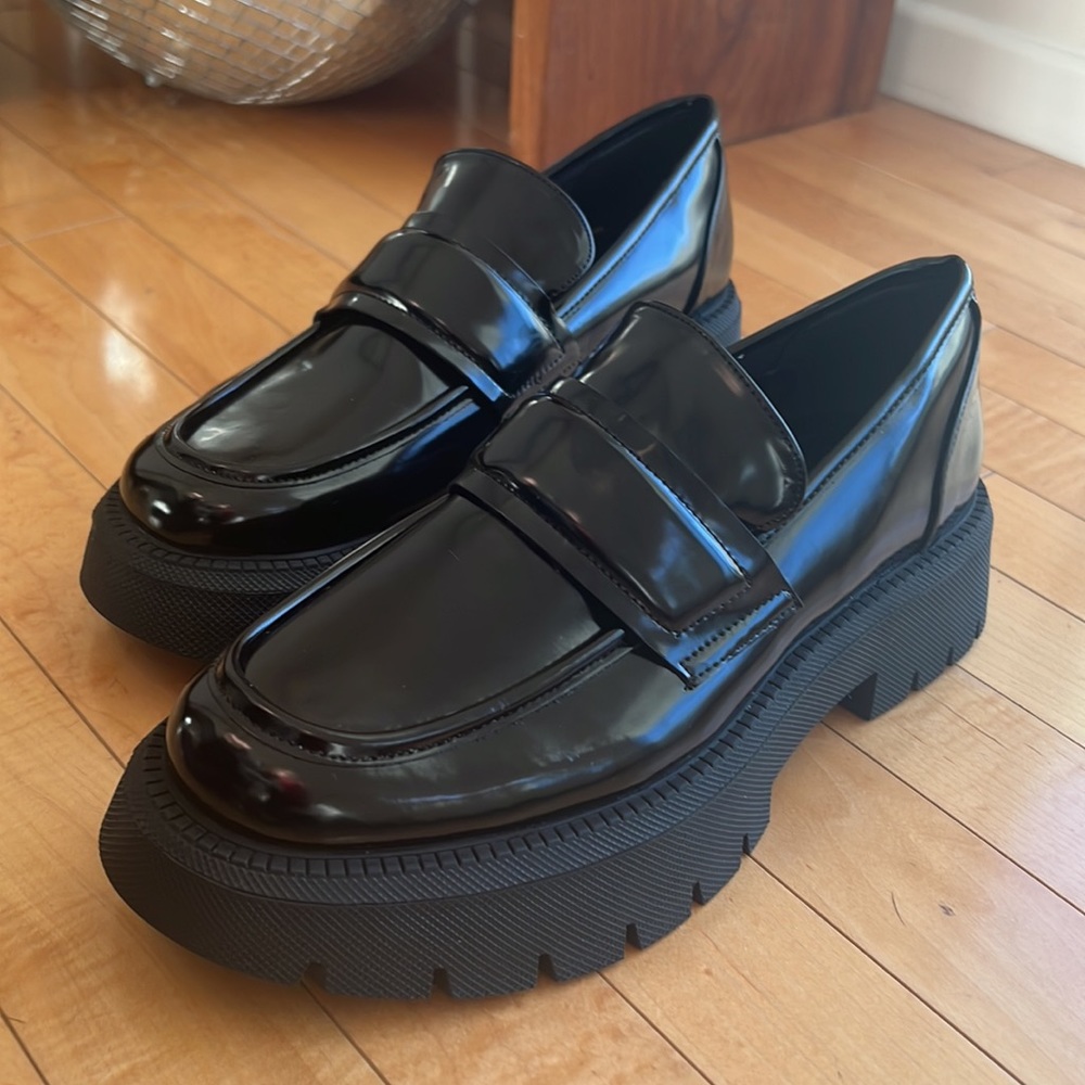Brand New Zara chunky loafers Lug Sole
